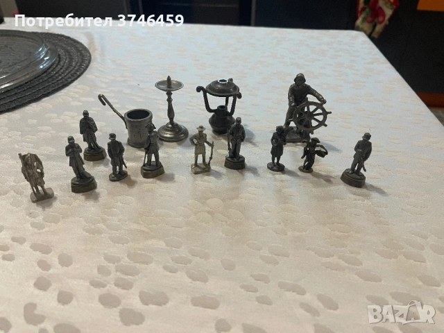 Оловни фигурки