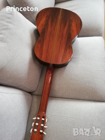 Продавам класическа китара 🎸🎸🎸 YAMAHA G240, снимка 9 - Китари - 51450288