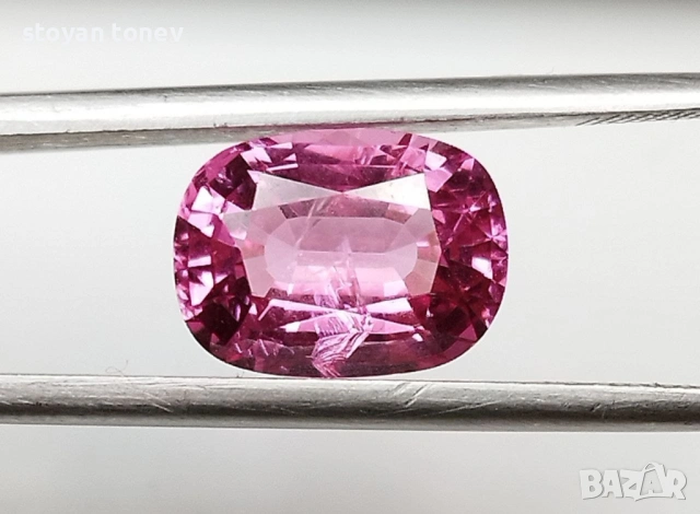 Зашеметяващ Vivid Hot Pink Шпинел – 3.14 каратов, нетретиран от Мианмар! Сертифициран! Нов!, снимка 12 - Други - 53701255