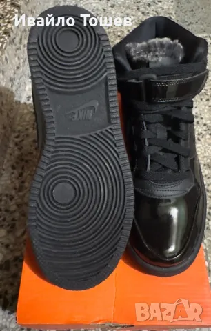 ДАМСКИ ОБУВКИ NIKE EBERNON MID PREM BLACK, снимка 3 - Дамски ежедневни обувки - 48201042