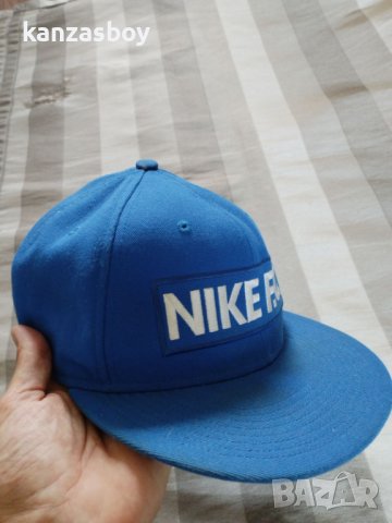 Nike F.C - страхотна шапка , снимка 5 - Шапки - 41480102