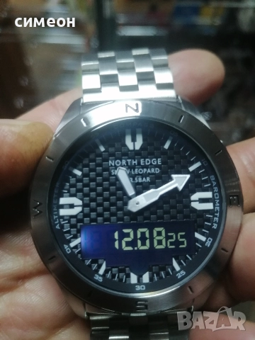 Часовник дигитален North Edge