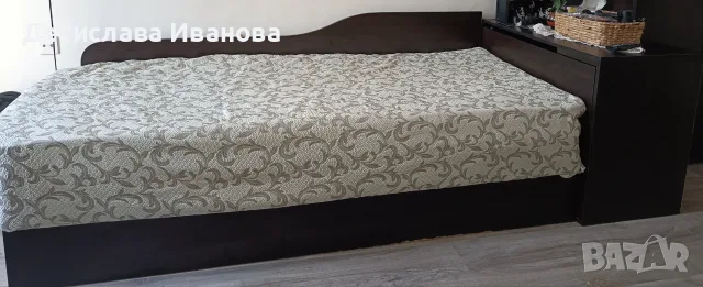 Легло с еднолицев матрак и ракла