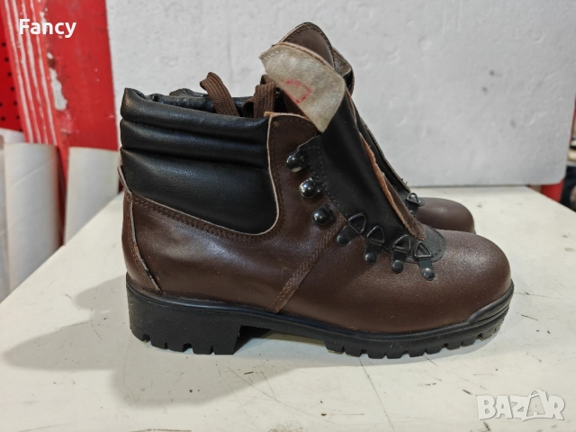 Български кожени туристически обувки Младост 37 номер 