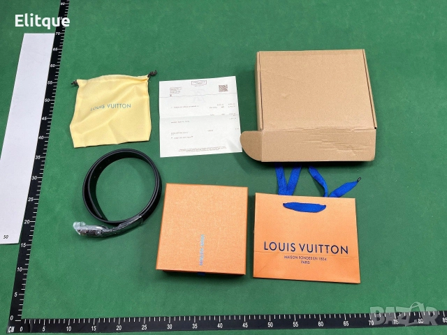 колани от естествена кожа в кутия Louis Vuitton 