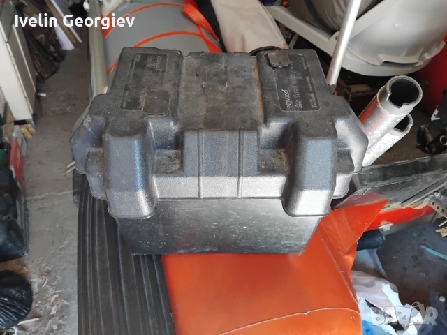 котия за акумулатор. Подходяща е лодки.