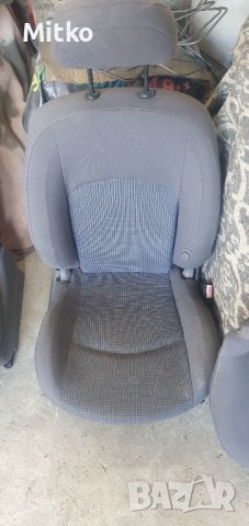 Седалки Пежо 206, снимка 4 - Части - 42505406