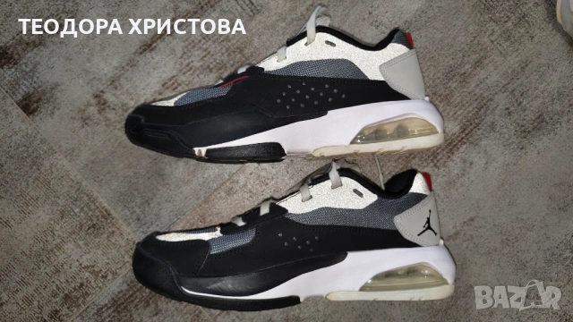 NIKE Jordan Air 200E, номер 37.5, стелка 23.5см, отлично състояние., снимка 2 - Маратонки - 53858373