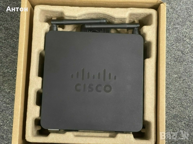 Cisco RV 215W безжичен Wireless-N VPN Router, снимка 3 - Рутери - 36080762