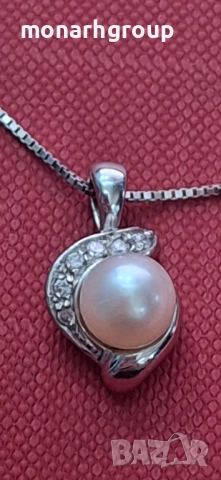 Златна верижка с висулка 18к /бяло злато/, снимка 3 - Колиета, медальони, синджири - 52164324