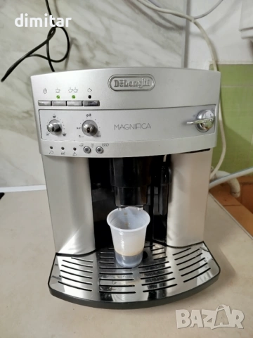 Кафе автомат Delonghi Magnifica , снимка 10 - Кафемашини - 53761548