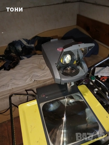 шрай проектор 3M, снимка 2 - Плейъри, домашно кино, прожектори - 52731923