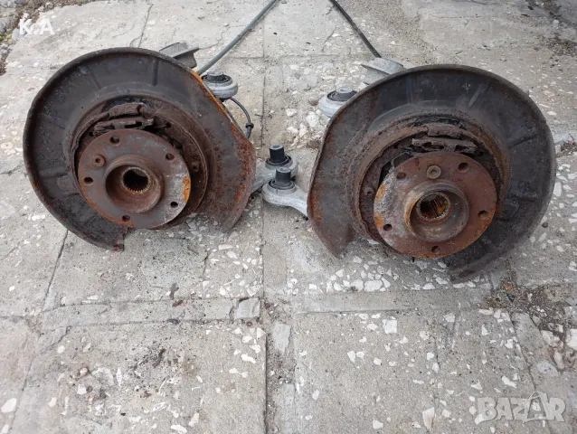 Задни шенкели BMW E39 520i Комби