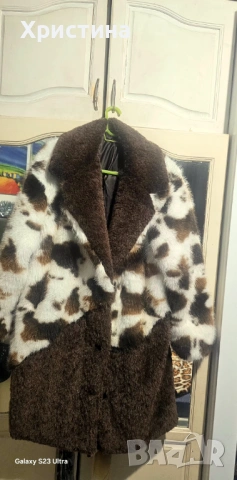 Дамско палто с косъм, снимка 2 - Палта, манта - 53250347