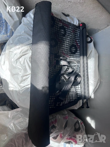 Оригинална мрежа за багажник Volvo XC90, снимка 2 - Аксесоари и консумативи - 53478517