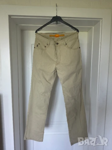 Bugatti бежов панталон 