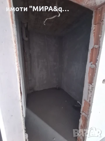 ДВУСТАЕН АПАРТАМЕНТ В ЛУКСОЗНА СГРАДА В КВ. УЧИЛИЩНИ, ГР. ХАСКОВО, снимка 3 - Апартаменти - 51053161