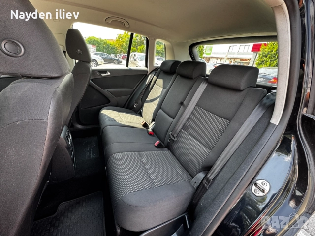 Фолцваген Тигуан , снимка 8 - Автомобили и джипове - 51269761