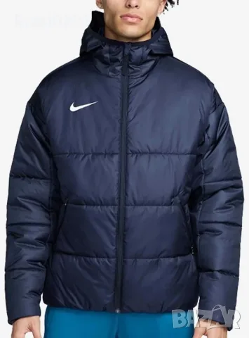 Оригинално яке на Nike ACADEMY PRO WINTER! М размер, водоустойчиво
