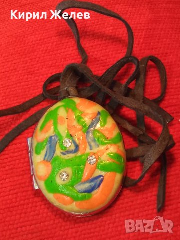 КРАСИВА СТОМАНЕНА СРЕБРИСТА ВИНТИДЖ КУТИЙКА - МЕДАЛЬОН За СНИМЧИЦИ Или ДРУГО с ШНУРЧЕ от ВЕЛУР 26385