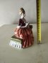 порцелнова статуетка, снимка 2