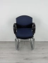 Офис столове в тъмносин цвят подходящи за конферетни зали  или срещи;, снимка 3
