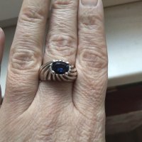 Авторски сребърен пръстен с голям естествен син сапфир , снимка 2 - Пръстени - 41738299