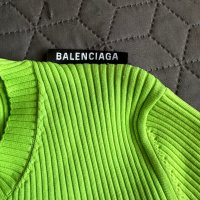 Блуза Balenciaga , снимка 2 - Блузи с дълъг ръкав и пуловери - 42706606