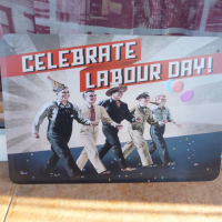 Метална табела разни Да празнуваме празника на труда ден, снимка 1 - Други - 44767870