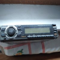 Авто радио и компакт диск, снимка 1 - Друга електроника - 39389793
