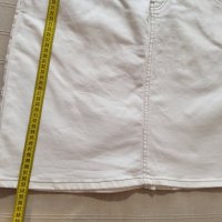 Бяла дънкова пола на Orsay р-р 44, снимка 3 - Поли - 42462638