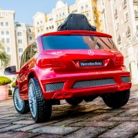 Акумулаторен джип Mercedes GL63 -  12V батерия, снимка 11 - Детски велосипеди, триколки и коли - 34850215