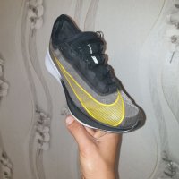  оригинални маратонки Nike ZOOM FLY 3 номер 42-42,5, снимка 15 - Маратонки - 41397563