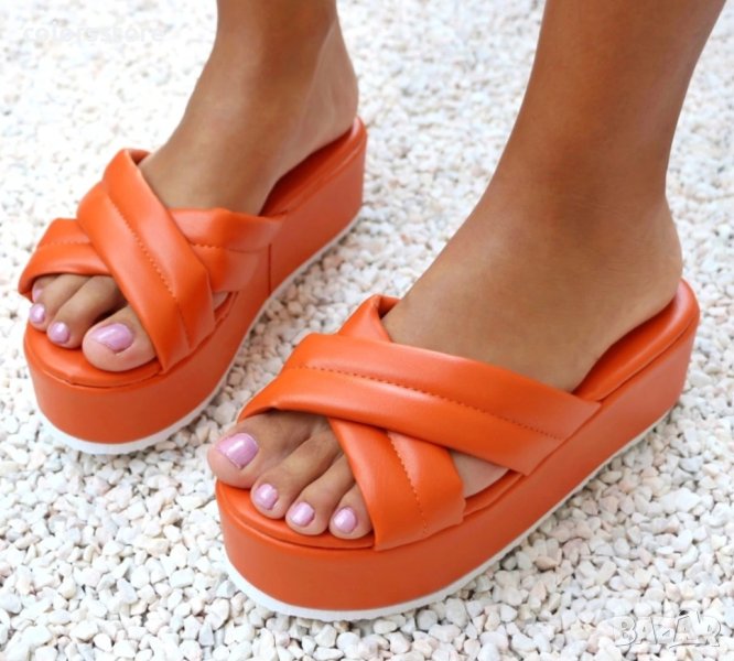 Чехли на платформа - оранжеви - 360, снимка 1