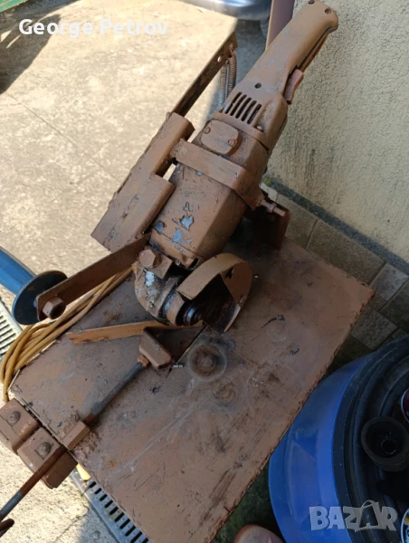 Ъглошлайф с фиксатор, снимка 1