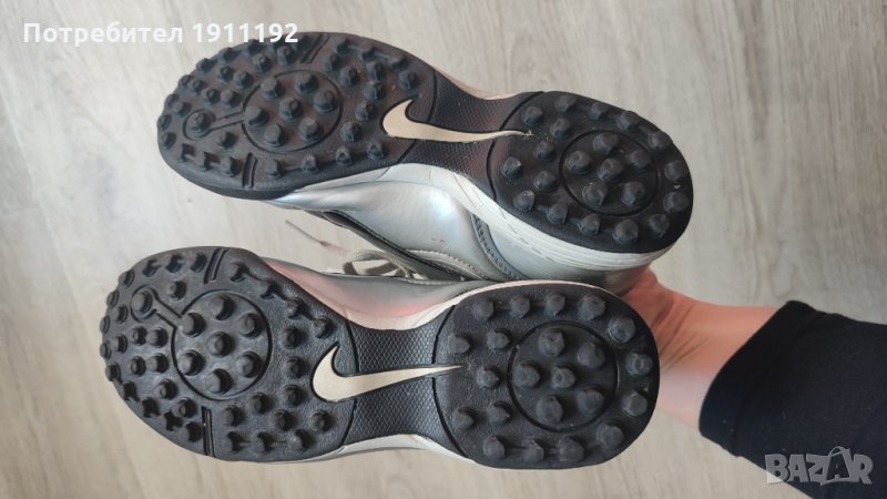 Nike. Футболни обувки, стоножки. 35.5, снимка 1