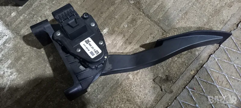 Потенциометър газ Opel Astra H, снимка 1