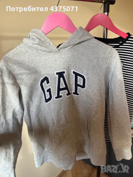 Суитшърт на GAP, снимка 1