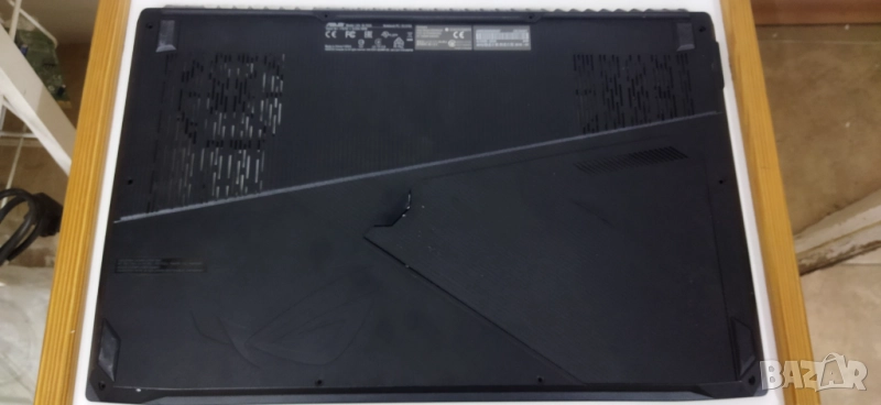 ASUS ROG Strix GL703GM долен корпус, снимка 1