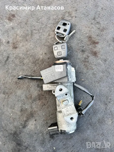 Контактен ключ за Тойота Авенсис Т25.N0501517, снимка 1