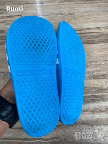 Оригинални светло сини чехли Adidas ! 35 н, снимка 4 - Детски сандали и чехли - 42390318