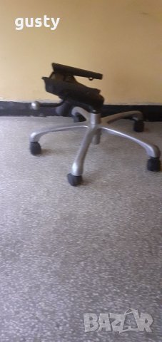 Директорски стол, снимка 3 - Столове - 32263637