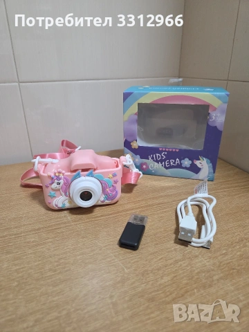 Чисто нов цифров фотоапарат за деца с дизайн на еднорог. 