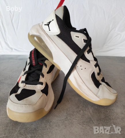 Маратонки Nike Air Jordan 200E, снимка 2 - Маратонки - 53072791