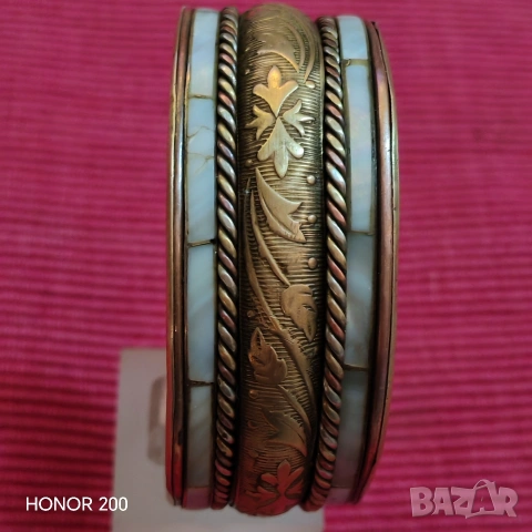 Месингова гривна със седеф. , снимка 2 - Гривни - 53660420