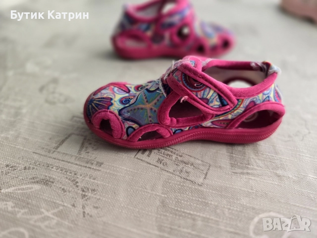 Детски сандали , снимка 3 - Детски сандали и чехли - 51710659