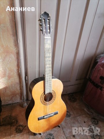 Продавам китара Кремона от осемдесетте, снимка 2 - Китари - 35700604