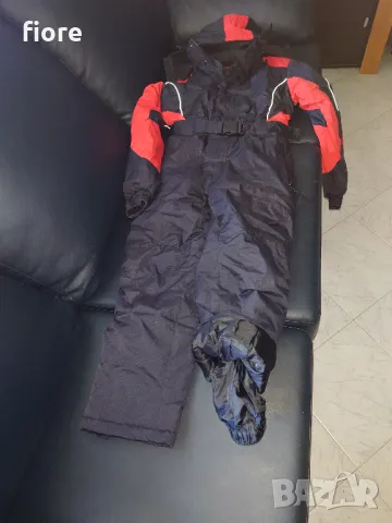 Детски скиорски гащеризон, снимка 5 - Детски якета и елеци - 47936449