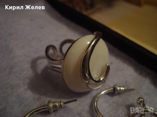 КОМПЛЕКТ АРТ СРЕБРИСТИ ПЕРЛЕНИ ОБЕЦИ и ПРЪСТЕН 26202, снимка 7 - Бижутерийни комплекти - 36064072