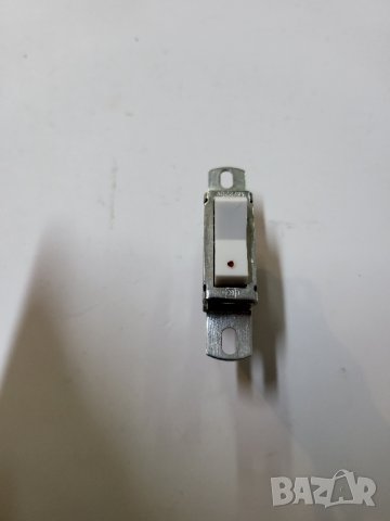 електрически ключ - 2 положения български задържащ